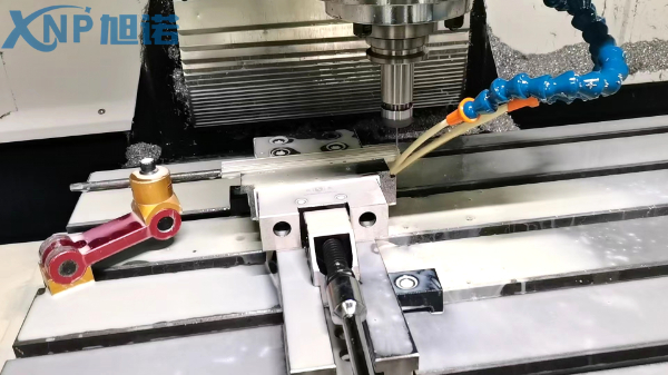 成人看片网站CNC精密加工.jpg 成人看片网站CNC精密加工.jpg