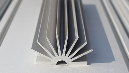 成人看片网站散熱器