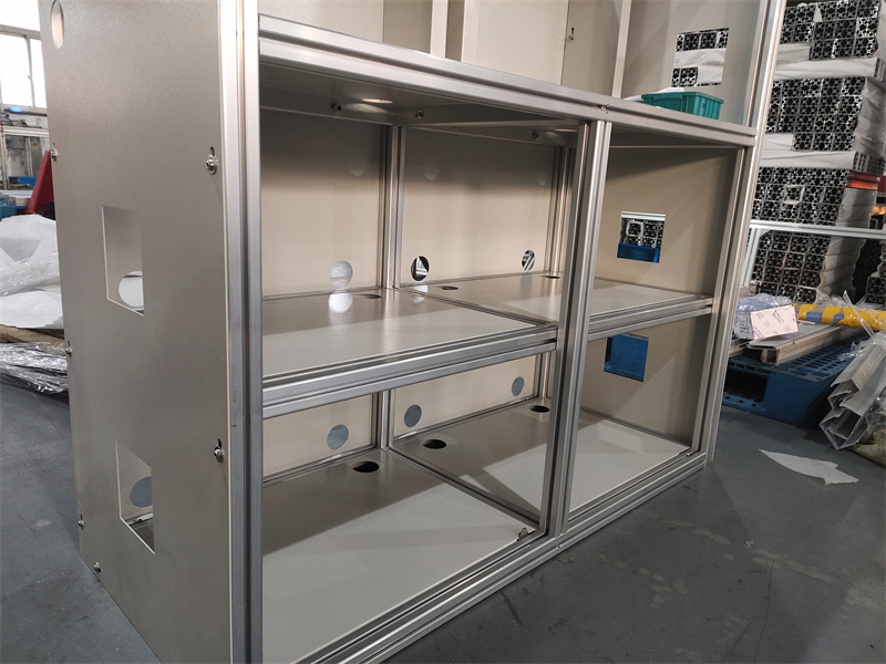 成人看片网站機器人機櫃