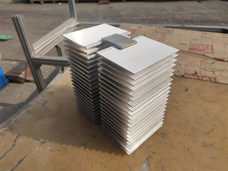 成人看片网站散熱器