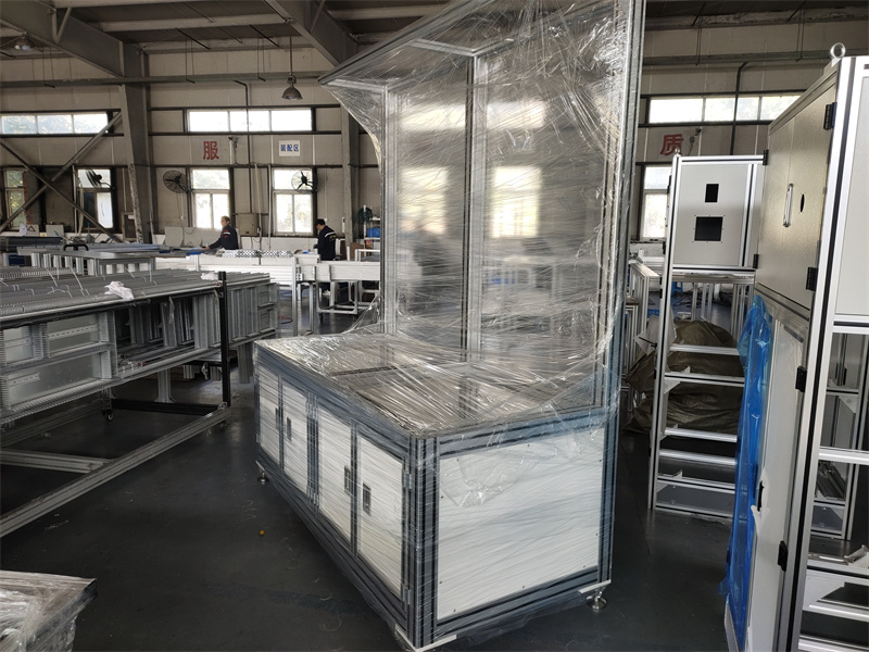 加工組裝成人看片网站實驗室工作台