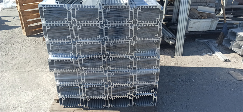 成人看片网站加工擠壓開模定製